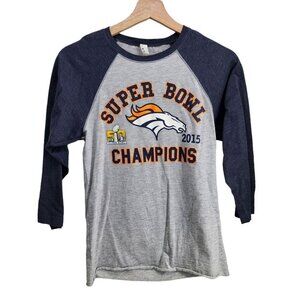 Live and Tell Broncos Football Champion Tshirt Kids Unisex Size‎ M Gray